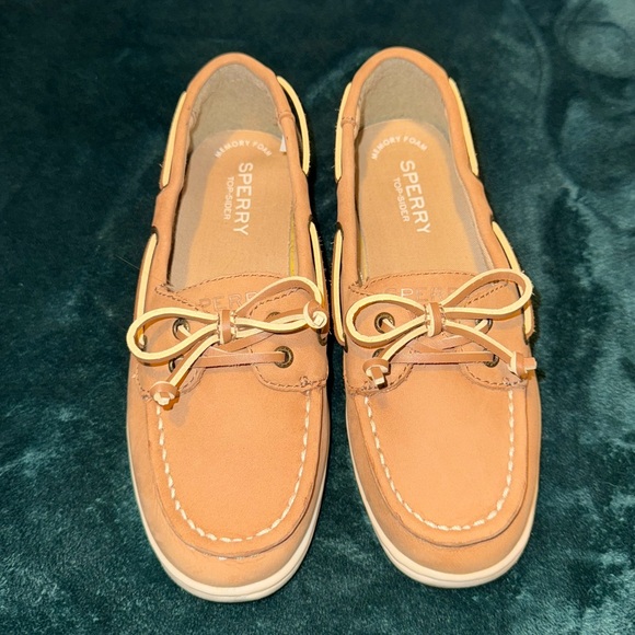 Sperry Girls Tan Boat Shoes - Picture 1 of 3